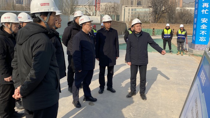 張佩峰到項目施工現場督導檢查節前安全生產工作